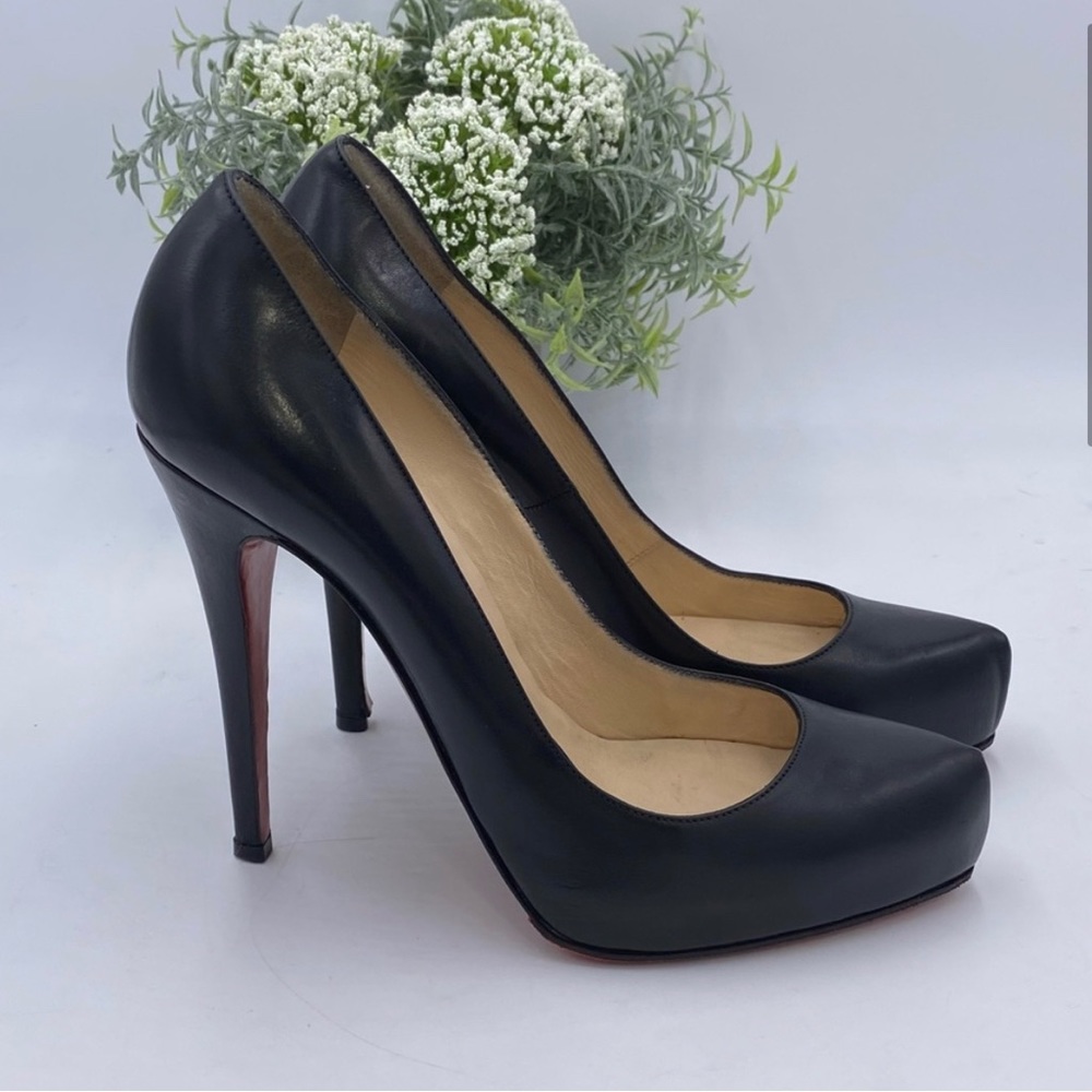 Authentic Christian Louboutin Rolando Kid Leather